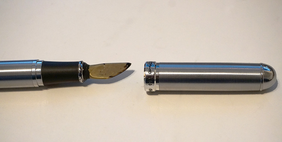 photo of a Blade fountain pen.